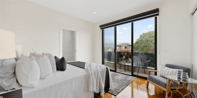 11_unit_1_27_burnett_avenue_braybrook_vic_3019