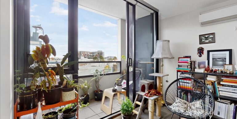 unit-305b-dennis-st-09302025_151801