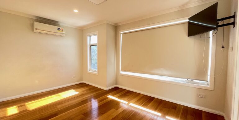 23b Stirling st_bed1