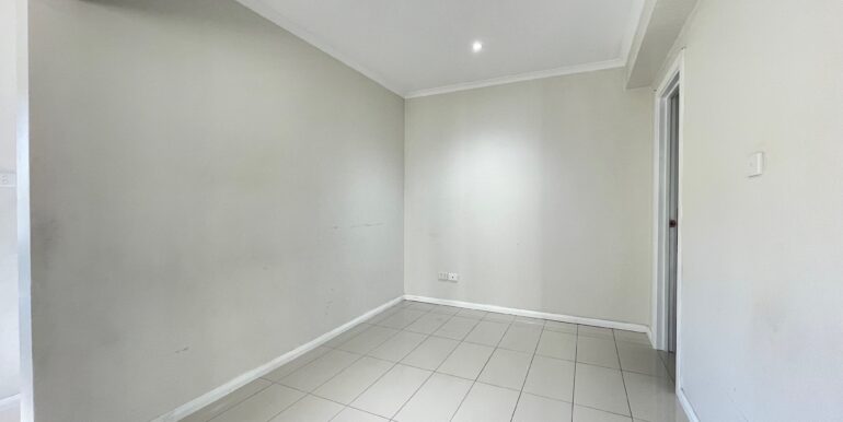 23b Stirling st_dining