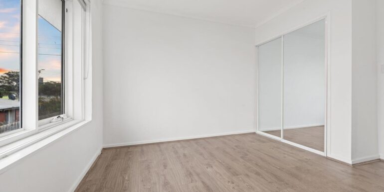 7 kingedward_bed
